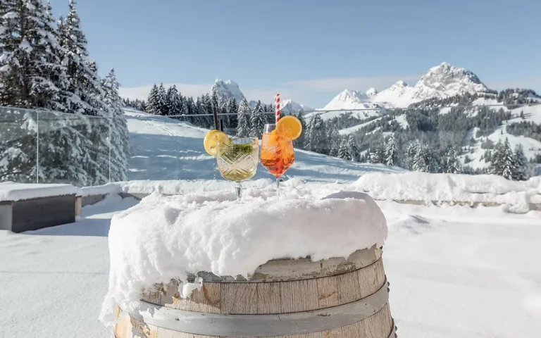 EGGLI night vibes: Ski | Fondue | Party